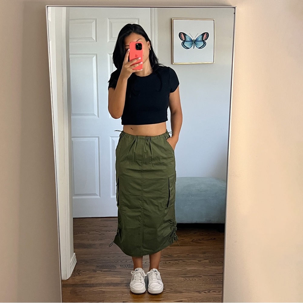 Midi Cargo Green Skirt Size M